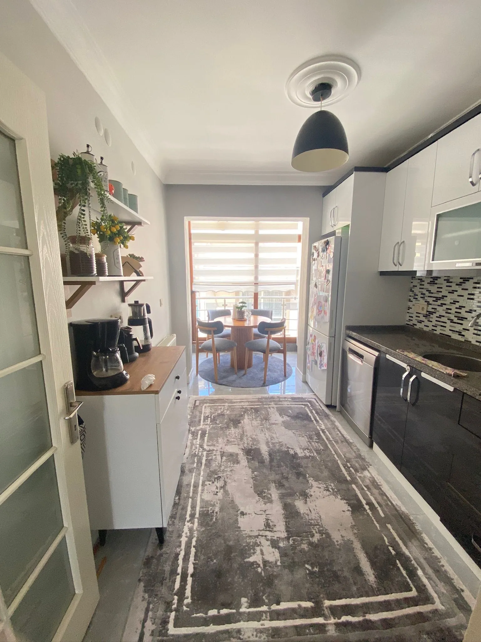 Refet bele mah merkezi yerde 3+1 lüx kiralık daire