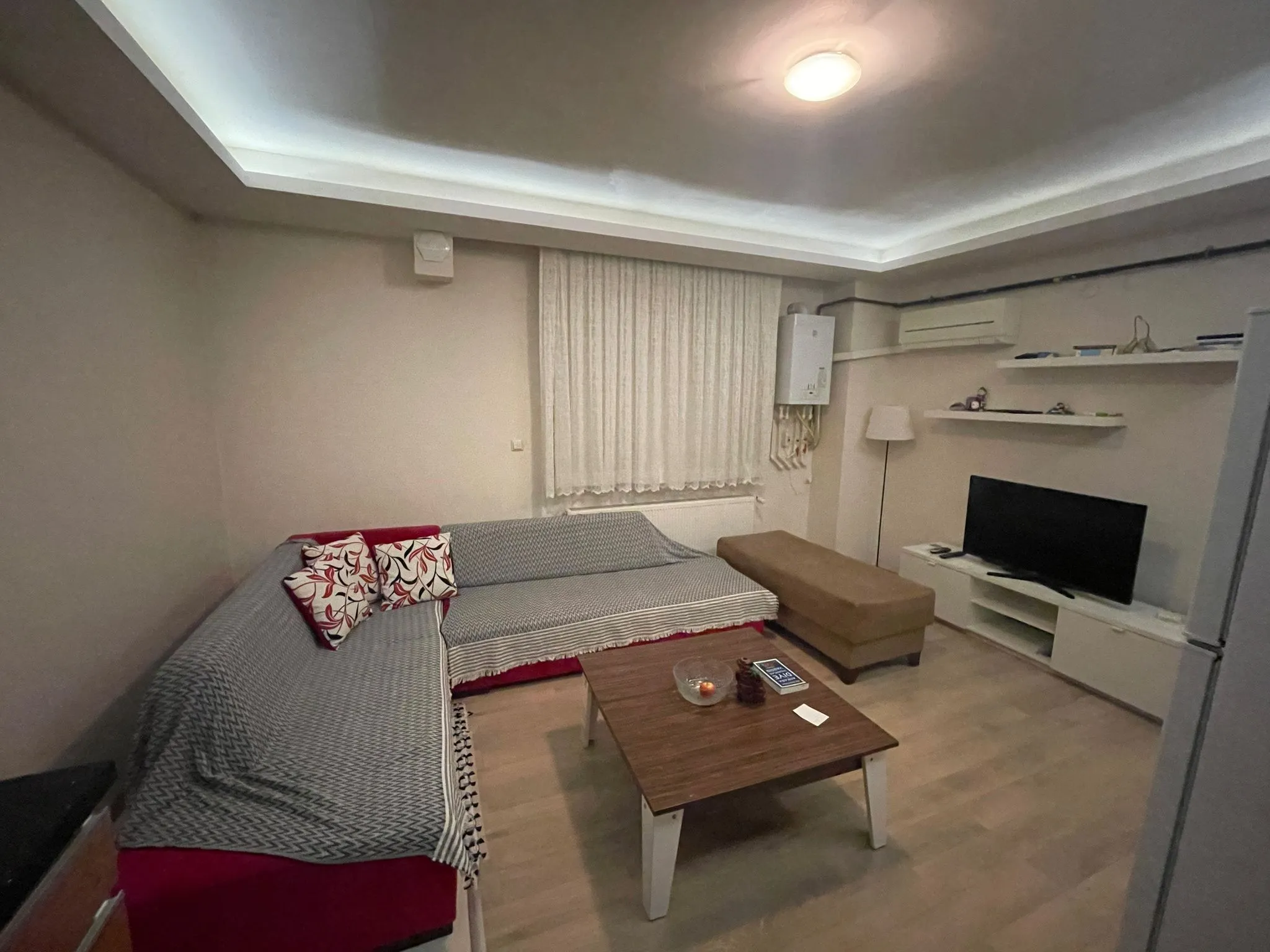 ÖZLER EMLAK-ATAKENT YALI MAH. 1+1 KOMBİLİ Y.ZEMİN DAİRE SATILIKTIR