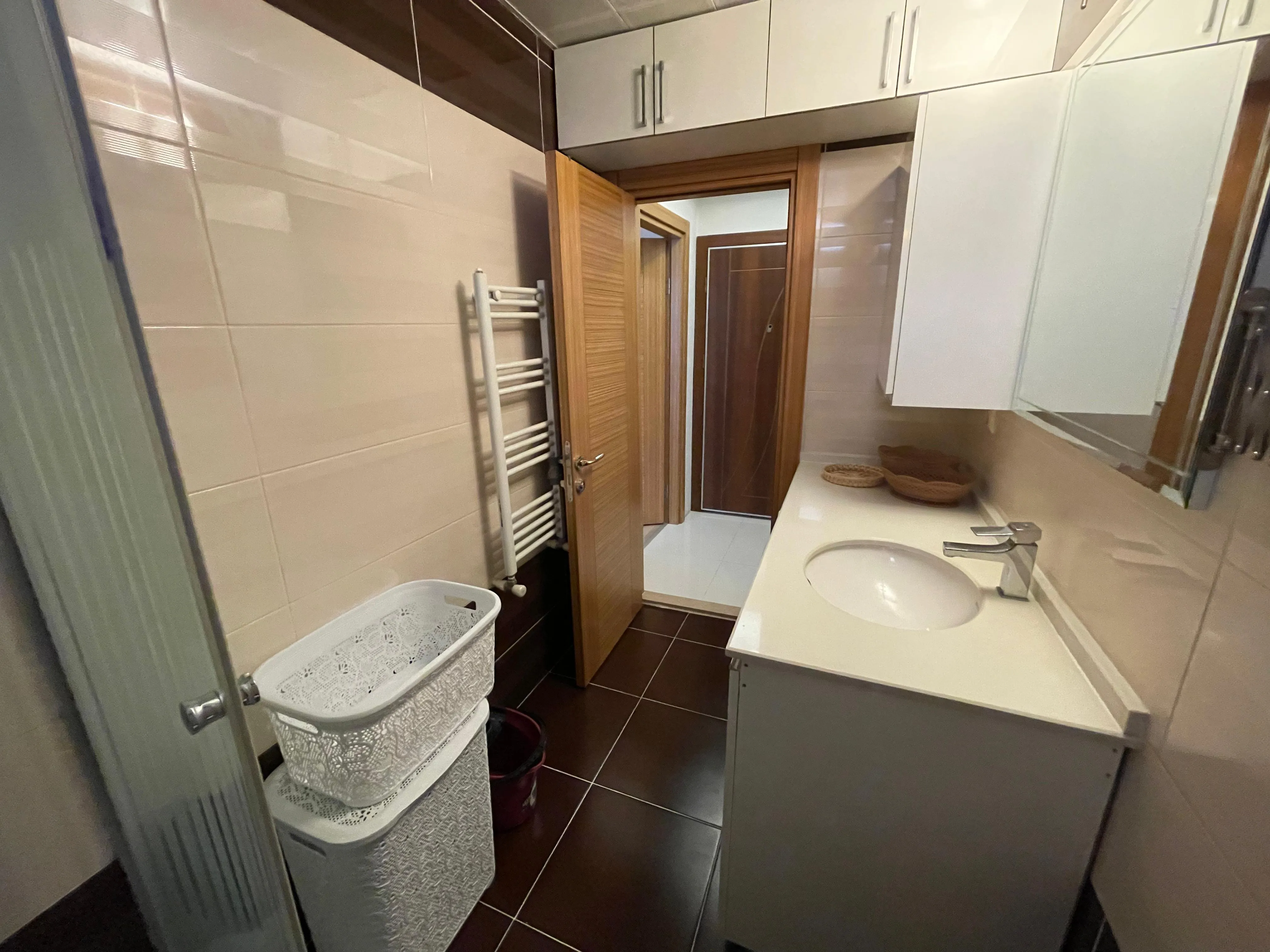 ÖZLER EMLAK-ATAKENT YALI MAH. 1+1 KOMBİLİ Y.ZEMİN DAİRE SATILIKTIR
