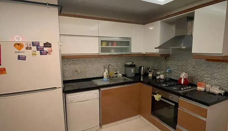 ÖZLER EMLAK-ATAKENT YALI MAH. 1+1 KOMBİLİ Y.ZEMİN DAİRE SATILIKTIR