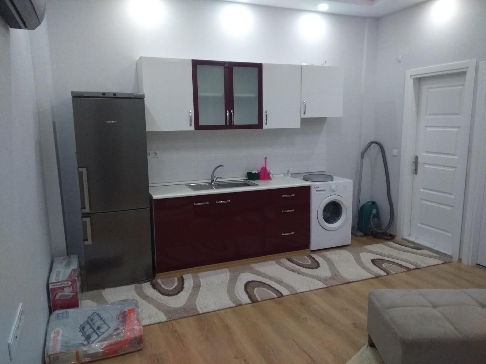 Balçova Onur Mahallesi'nde Eşyalı Satılık 1+1 Daire