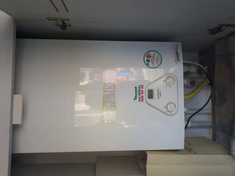 İzmir Buca Adatepe Mahallesi İİBF ve Kampüs Yakınında 1+1 Eşyalı Kiralık Daire