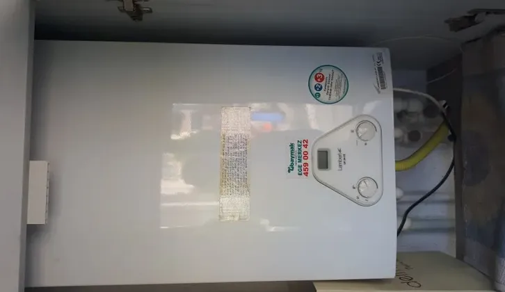 İzmir Buca Adatepe Mahallesi İİBF ve Kampüs Yakınında 1+1 Eşyalı Kiralık Daire