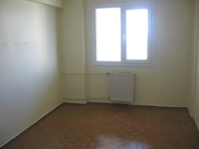Huzur Mahallesinde Çağdaş Orko Sitesi 3+1 Ara Kat Kiralık Daire