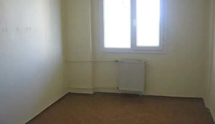 Huzur Mahallesinde Çağdaş Orko Sitesi 3+1 Ara Kat Kiralık Daire