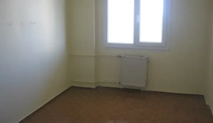 Huzur Mahallesinde Çağdaş Orko Sitesi 3+1 Ara Kat Kiralık Daire