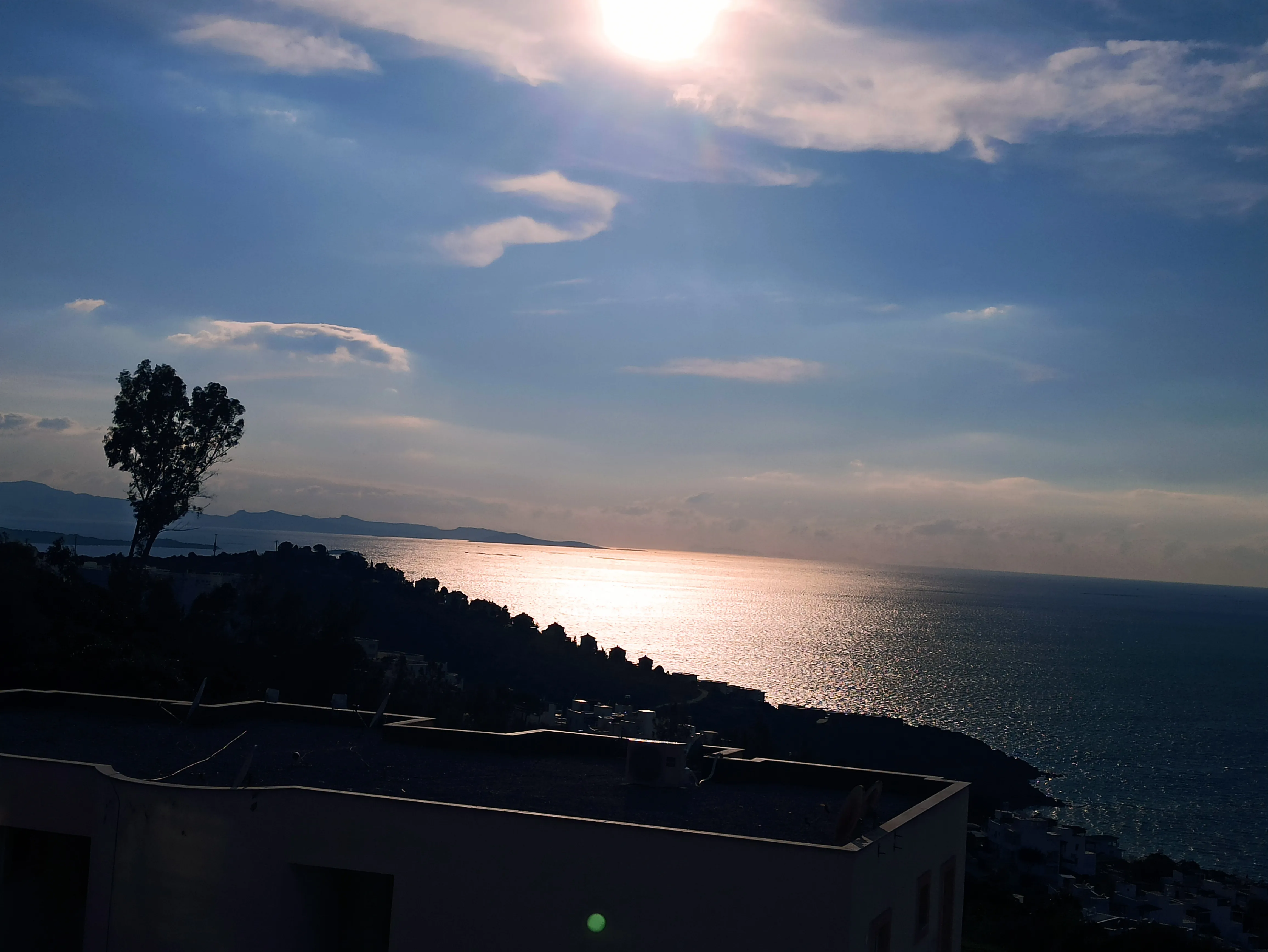 MİLAS GÜLLÜK'TE SUNSET APARTMANLARI SİTESİNDE 2+1 KOMPLE DENİZ HAVUZ MANZARALI DAİRE