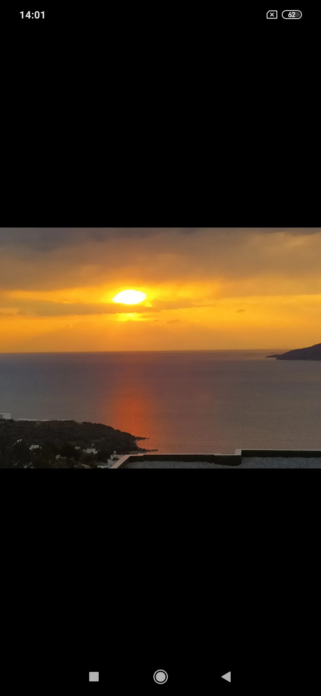 MİLAS GÜLLÜK'TE SUNSET APARTMANLARI SİTESİNDE 2+1 KOMPLE DENİZ HAVUZ MANZARALI DAİRE