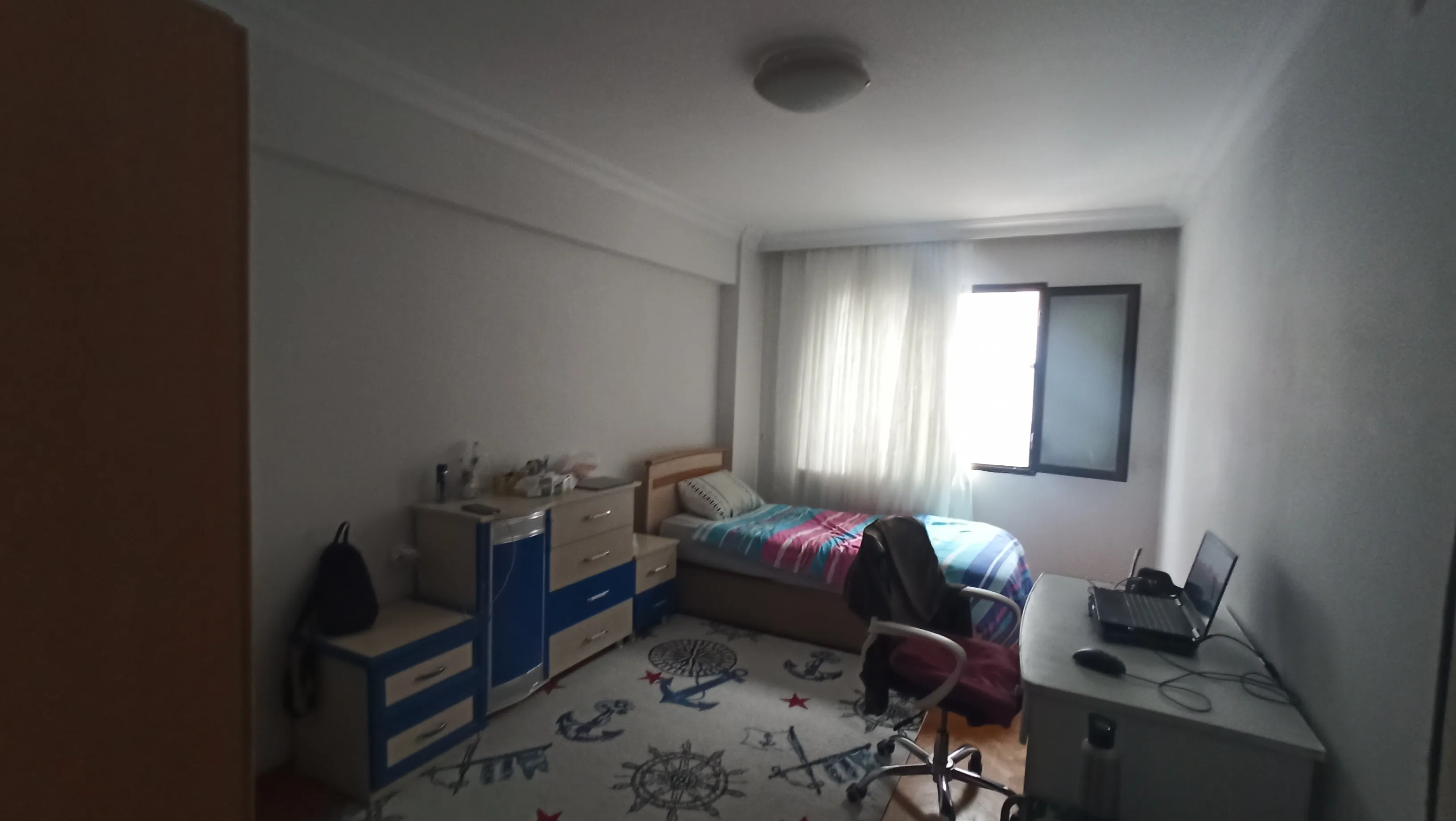KARŞIYAKA ALAYBEY'DE4+1 ASANSÖRLÜ 2. KAT 150M2 DAİRE