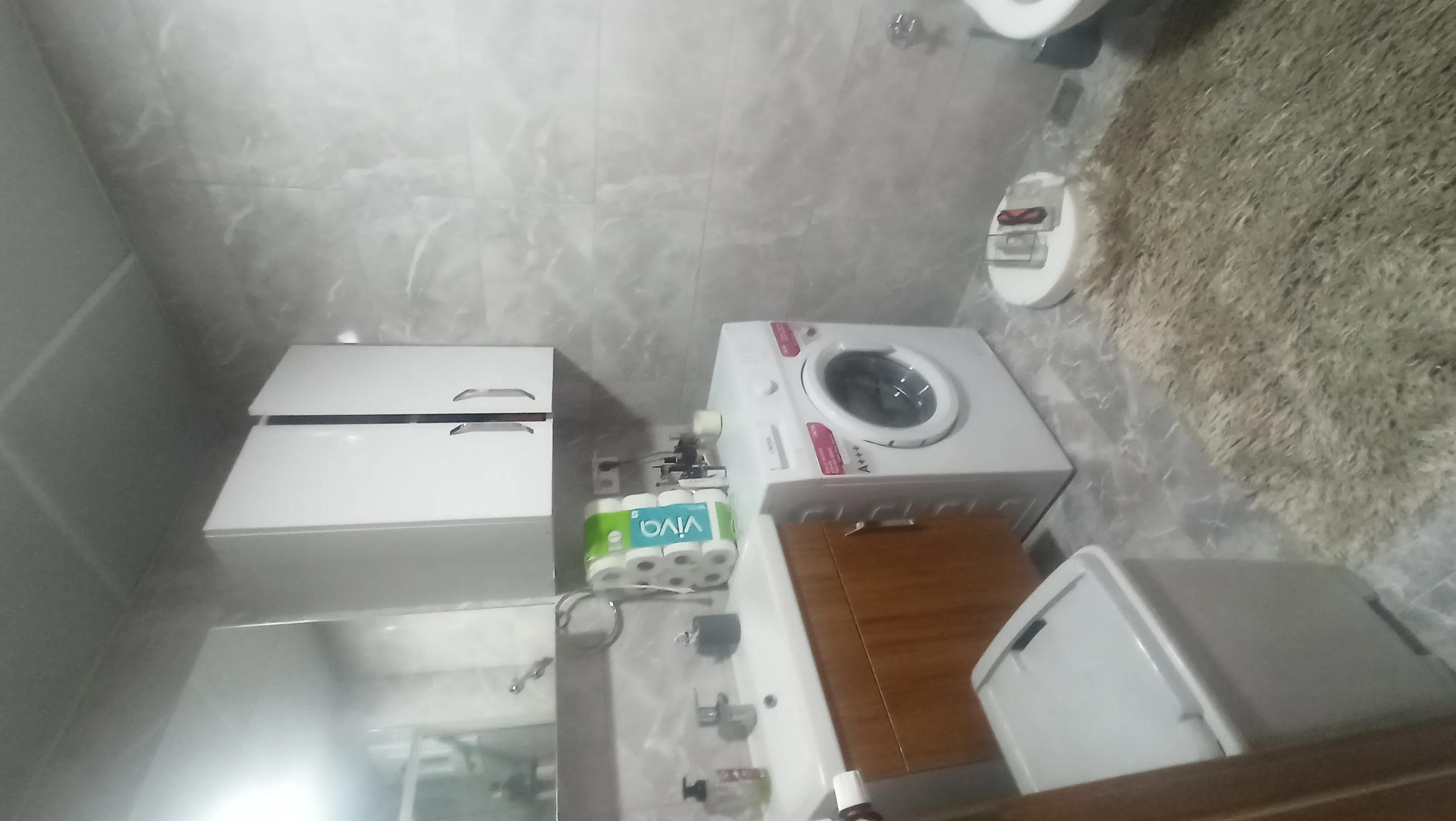ÖZLER EMLAK'TAN SEYREK 1+1 MOBİLYALI GÜLTEKİNLER SİTESİNDE - YÜZME HAVUZLU