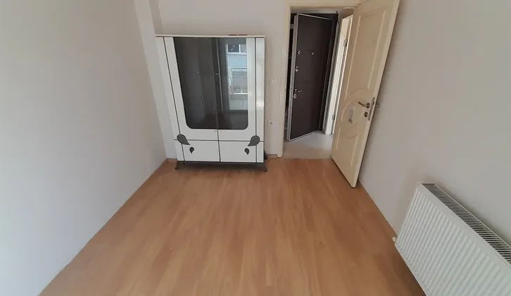 Ertürk Emlak Menderes Merkezde Arakat 2+1 Satılık 115m2 Daire