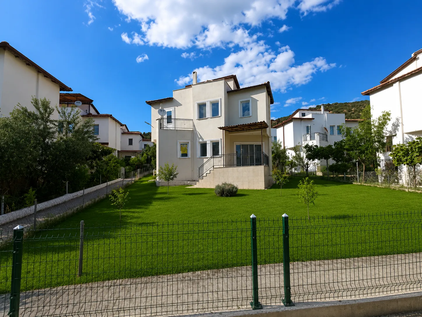 Dikili Çandarlı'da Deniz Manzaralı, Satılık Müstakil Villa