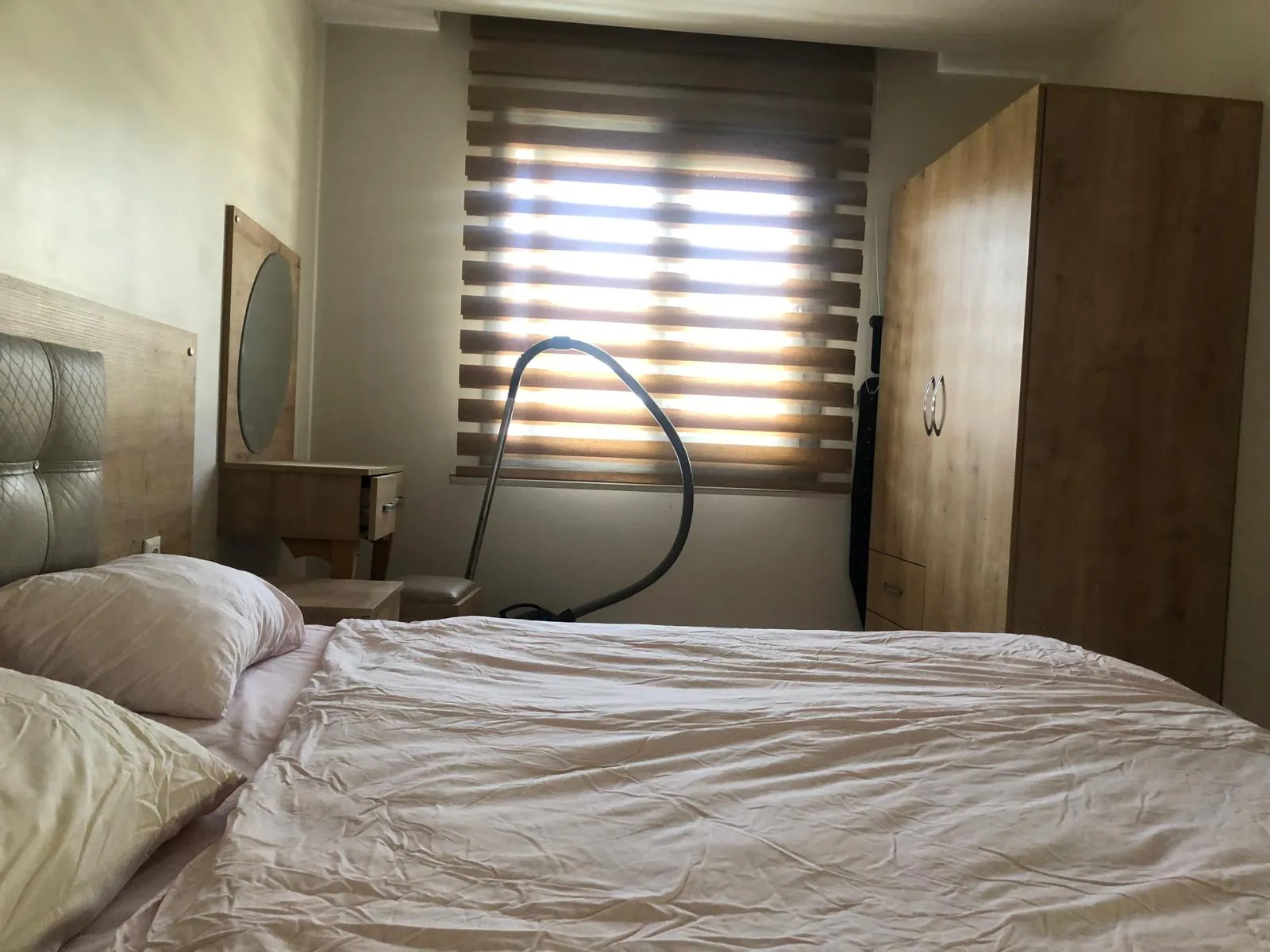 Karabağlar Muammer Akar Mahallesi 1+1 Eşyalı Kiralık Daire