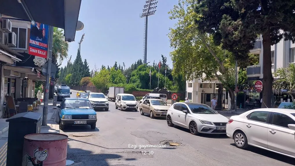 Buca Şirinyer Koşu ve Buca Tıp Karşısı 3+1 Eşyalı Daire