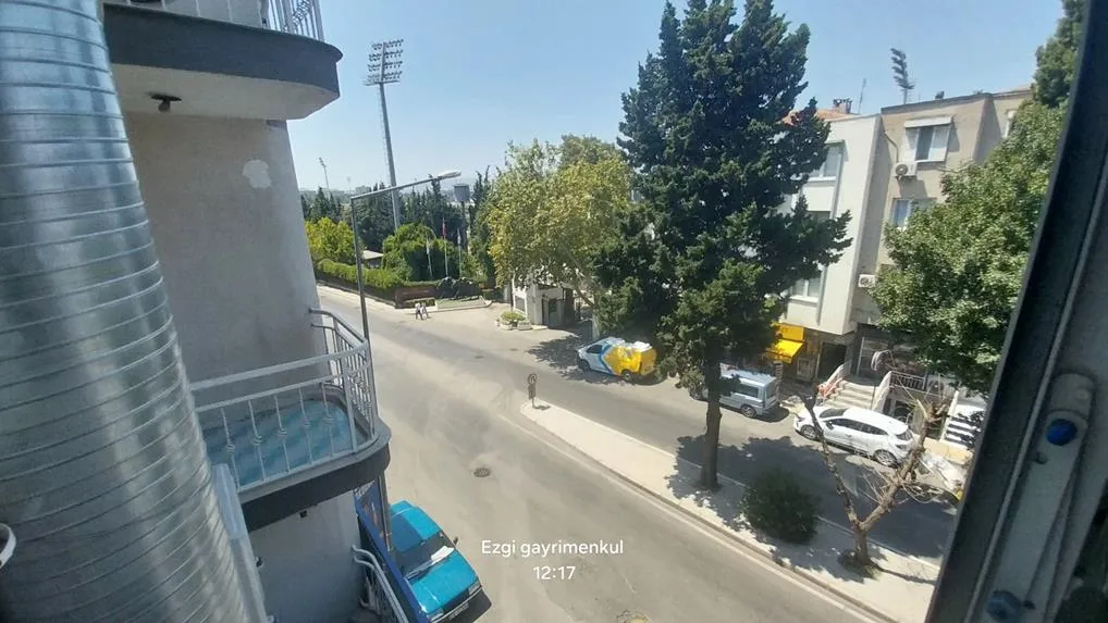 Buca Şirinyer Koşu ve Buca Tıp Karşısı 3+1 Eşyalı Daire