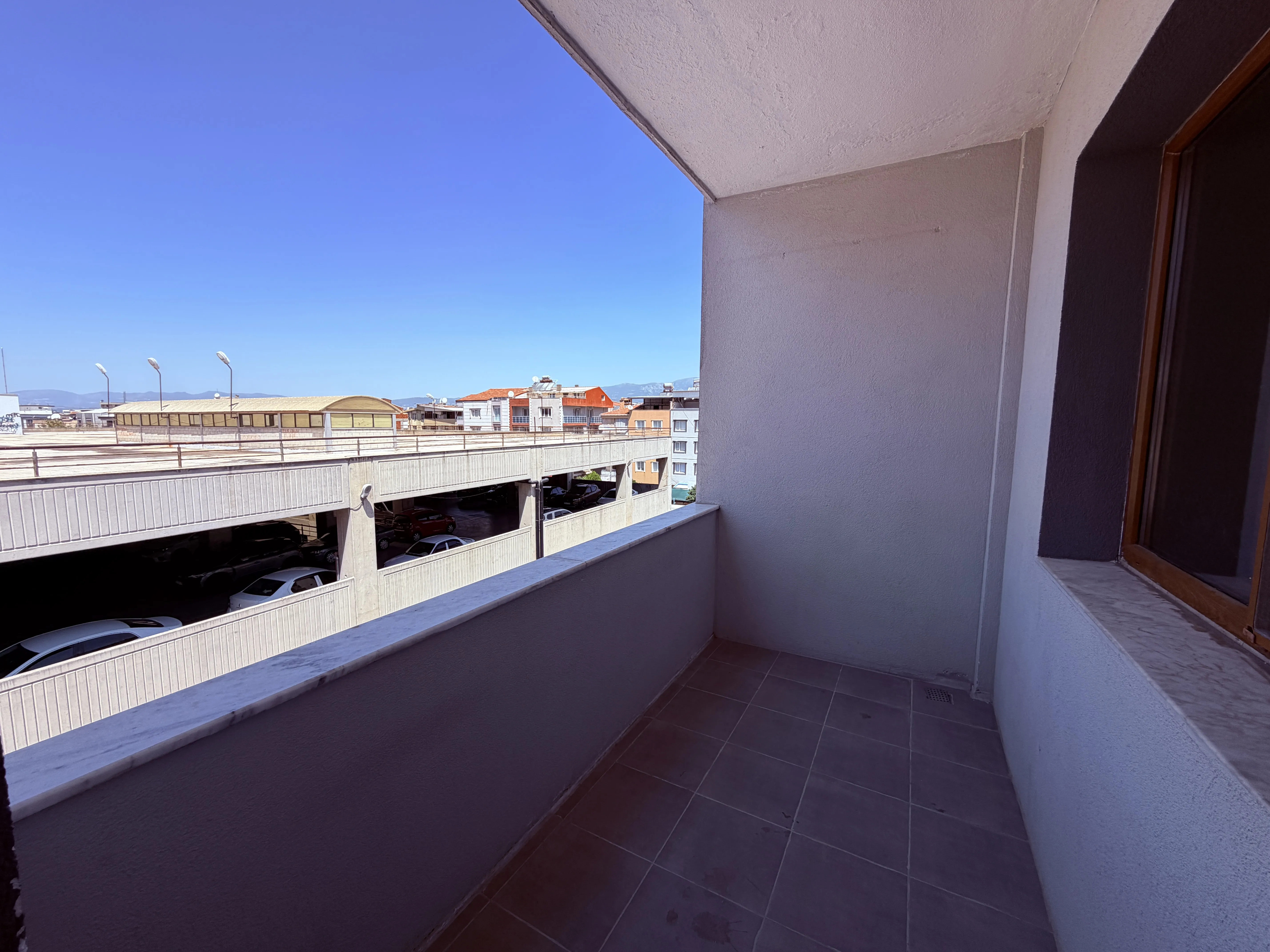 İzmir Kemalpaşada kiralık 3+1 daire