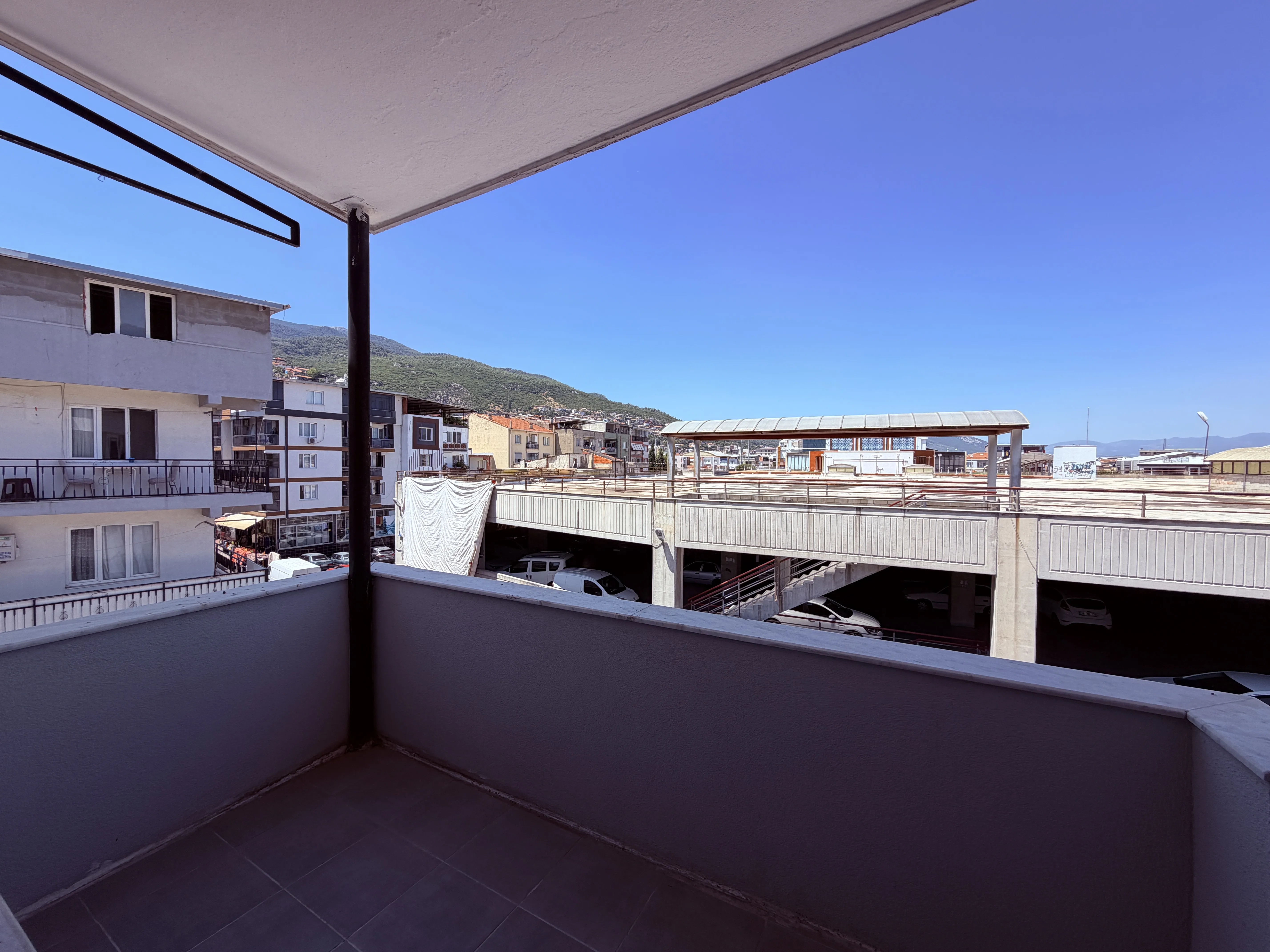 İzmir Kemalpaşada kiralık 3+1 daire