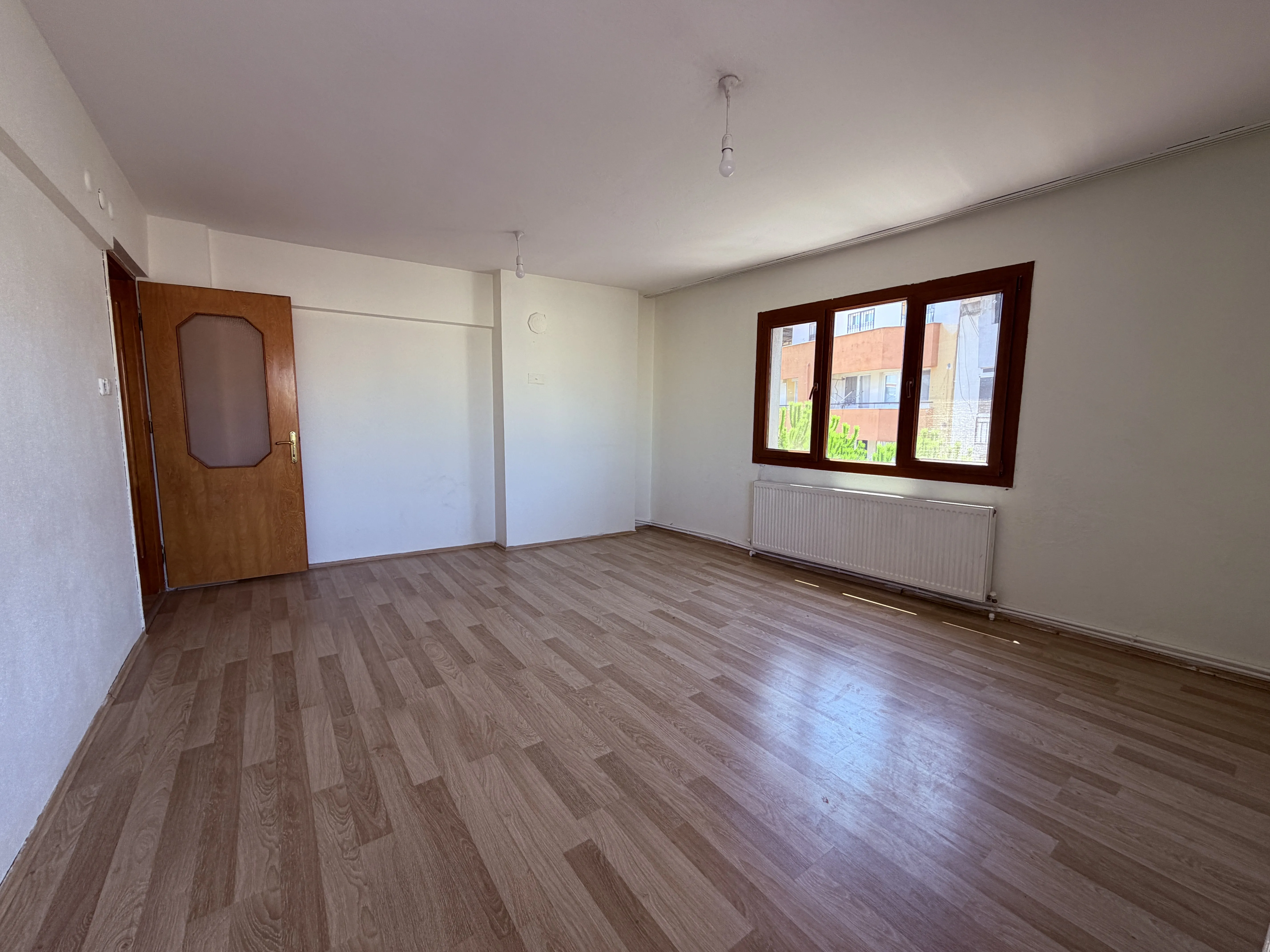 İzmir Kemalpaşada kiralık 3+1 daire