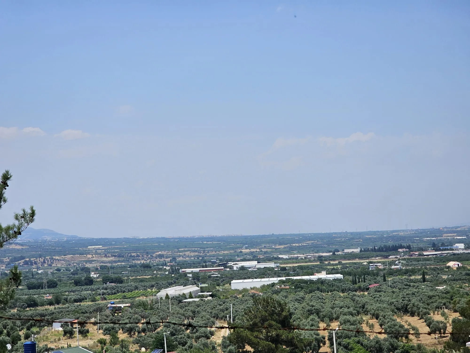 İzmir Kemalpaşa Armutlu Hürriyet Mahallesi'nde 700 m² Satılık İmarlı Arsa
