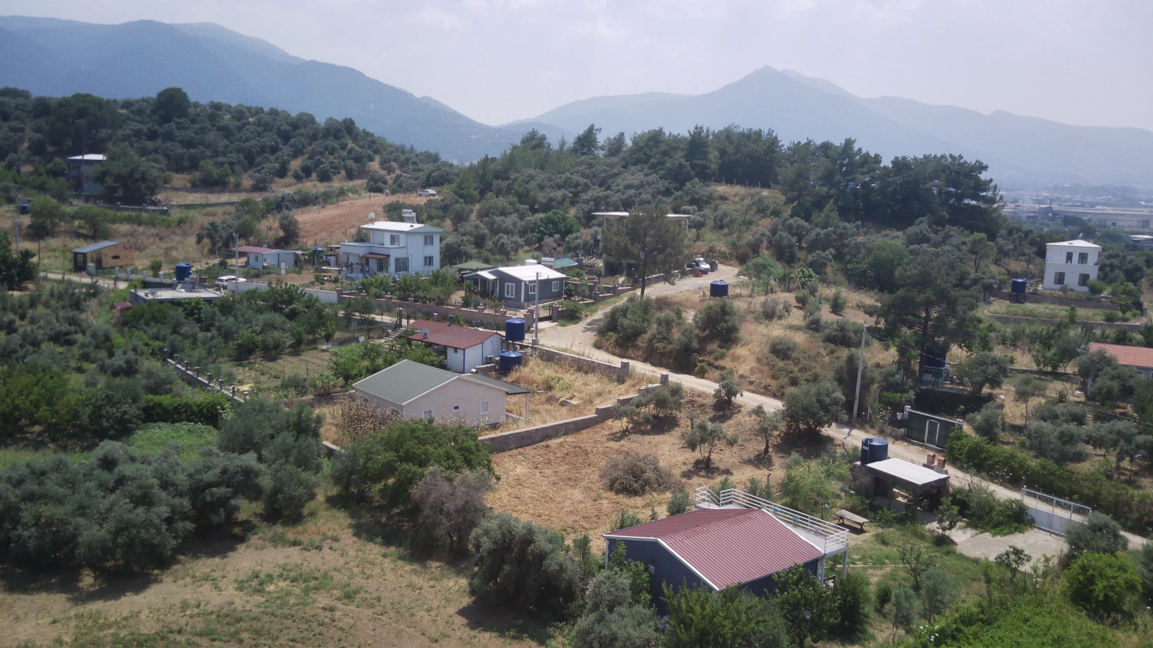 İzmir Kemalpaşa Armutlu Hürriyet Mahallesi'nde 700 m² Satılık İmarlı Arsa