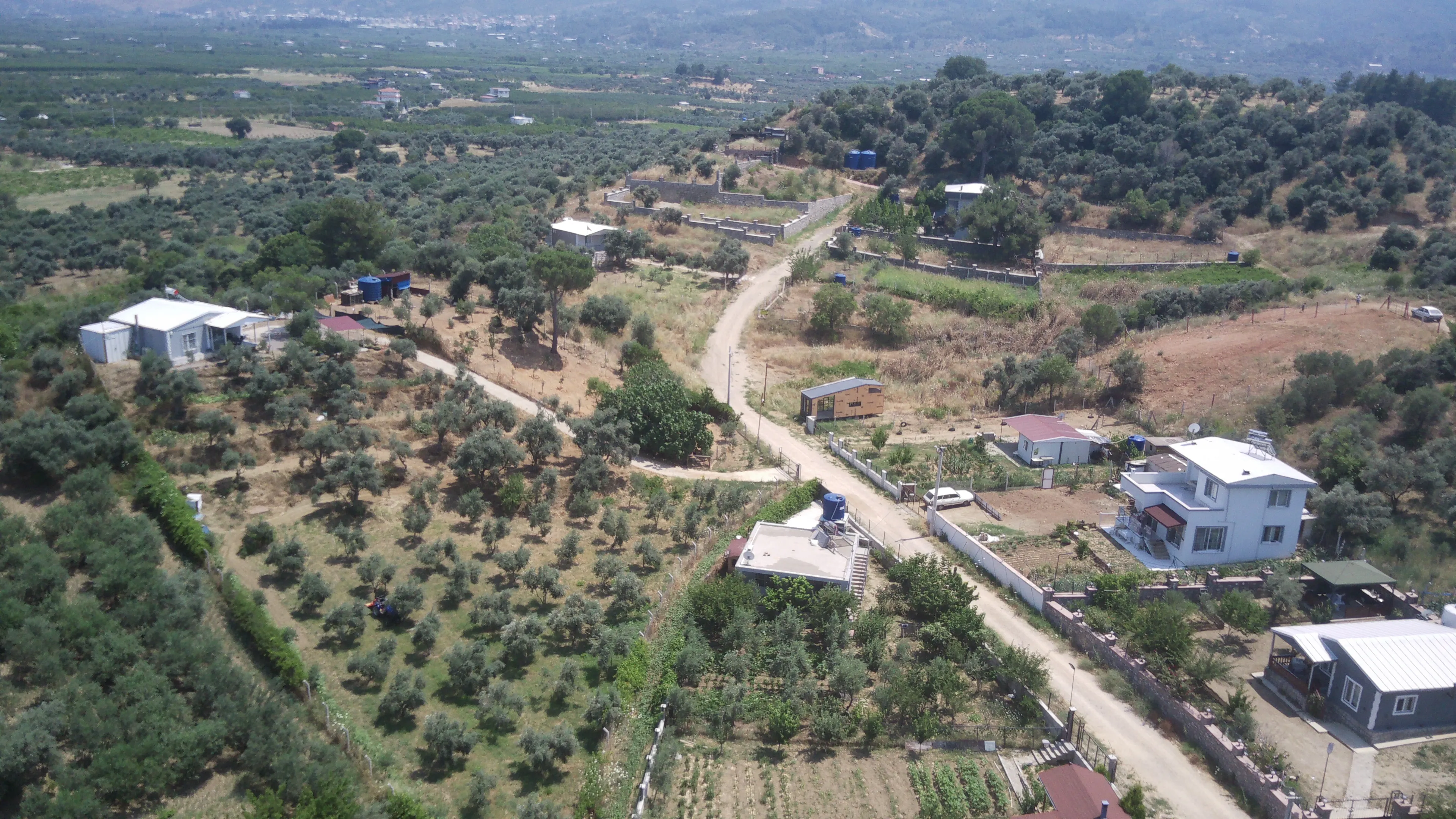 İzmir Kemalpaşa Armutlu Hürriyet Mahallesi'nde 700 m² Satılık İmarlı Arsa