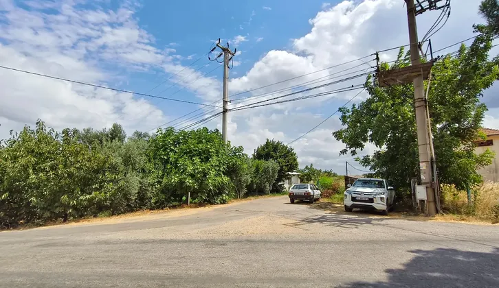 İzmir Kemalpaşa Ören 75. Yıl Cumhuriyet Mahallesi'nde 300 m² Yatırım Arsa