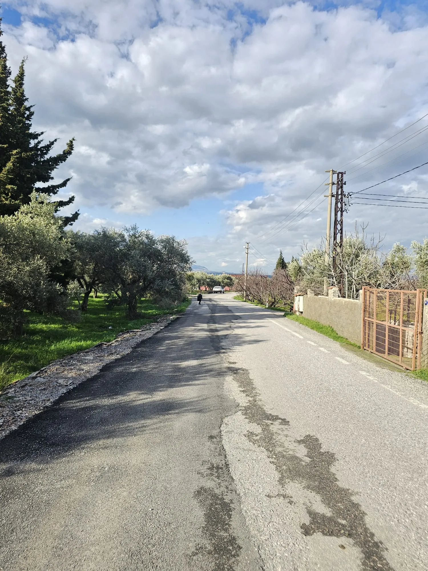 İzmir Kemalpaşa Ören Mahallesi'nde 3 Kat İmarlı Satılık Köşe Parsel!