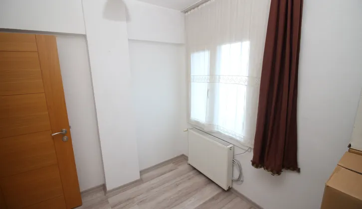 Göztepe’de, Deniz Manzaralı 3+1 Yaşam Fırsatı!