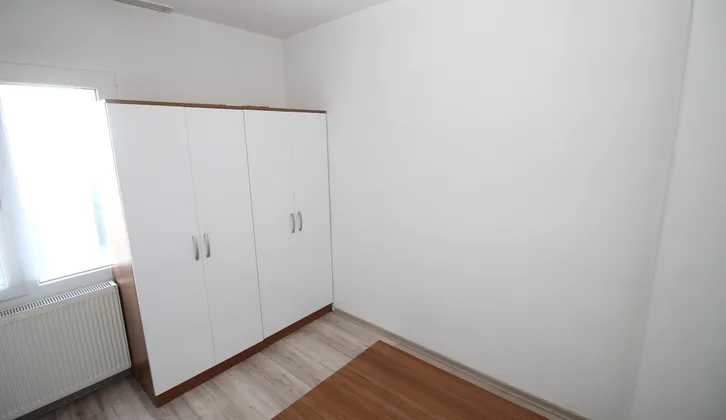 Göztepe’de, Deniz Manzaralı 3+1 Yaşam Fırsatı!