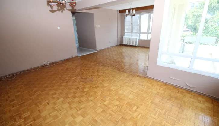 Hıfzıssıhha Meydan Köşe 3 Cephe Arakat 3+1 Otoparklı Daire
