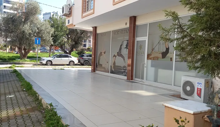 BUCADA KÖŞE BAHÇELİ ÇİFT CEPHELİ SATILIK 96m² DÜKKAN