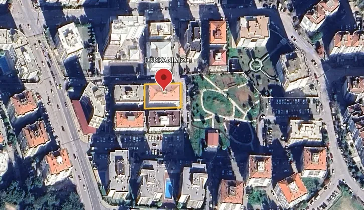 BUCADA KÖŞE BAHÇELİ ÇİFT CEPHELİ SATILIK 96m² DÜKKAN