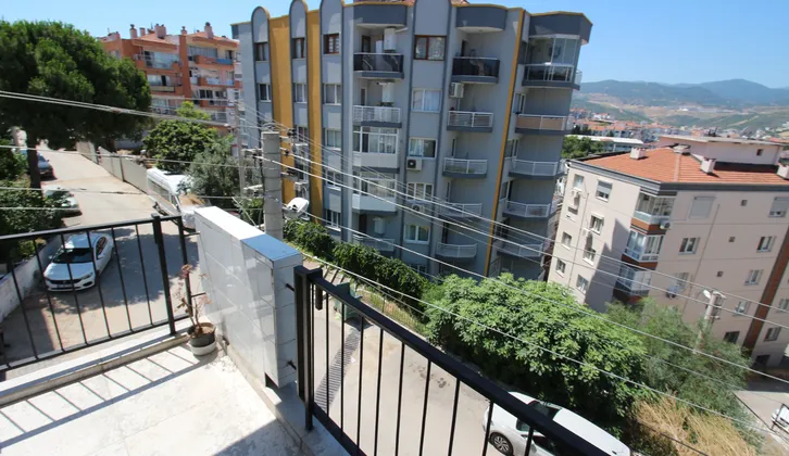 Basınsitesi Mah. Otoparklı Doğalgazlı Bakımlı 2+1