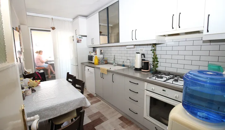 Basınsitesi Mah. Otoparklı Doğalgazlı Bakımlı 2+1