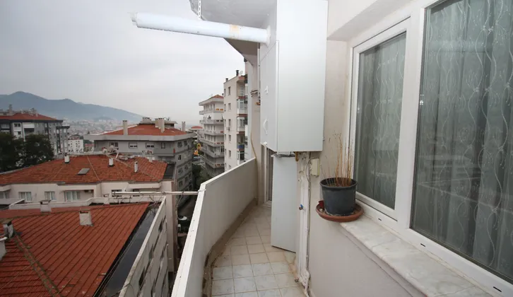 Göztepe Metro, İkçü Yakını Doğalgazlı 2+1 Satılık Daire