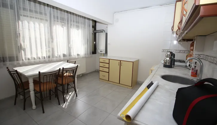Basınsitesi'nde Otoparklı Bahçe Katı 2+1