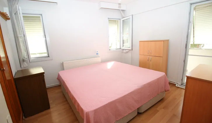 Basınsitesi'nde Otoparklı Bahçe Katı 2+1