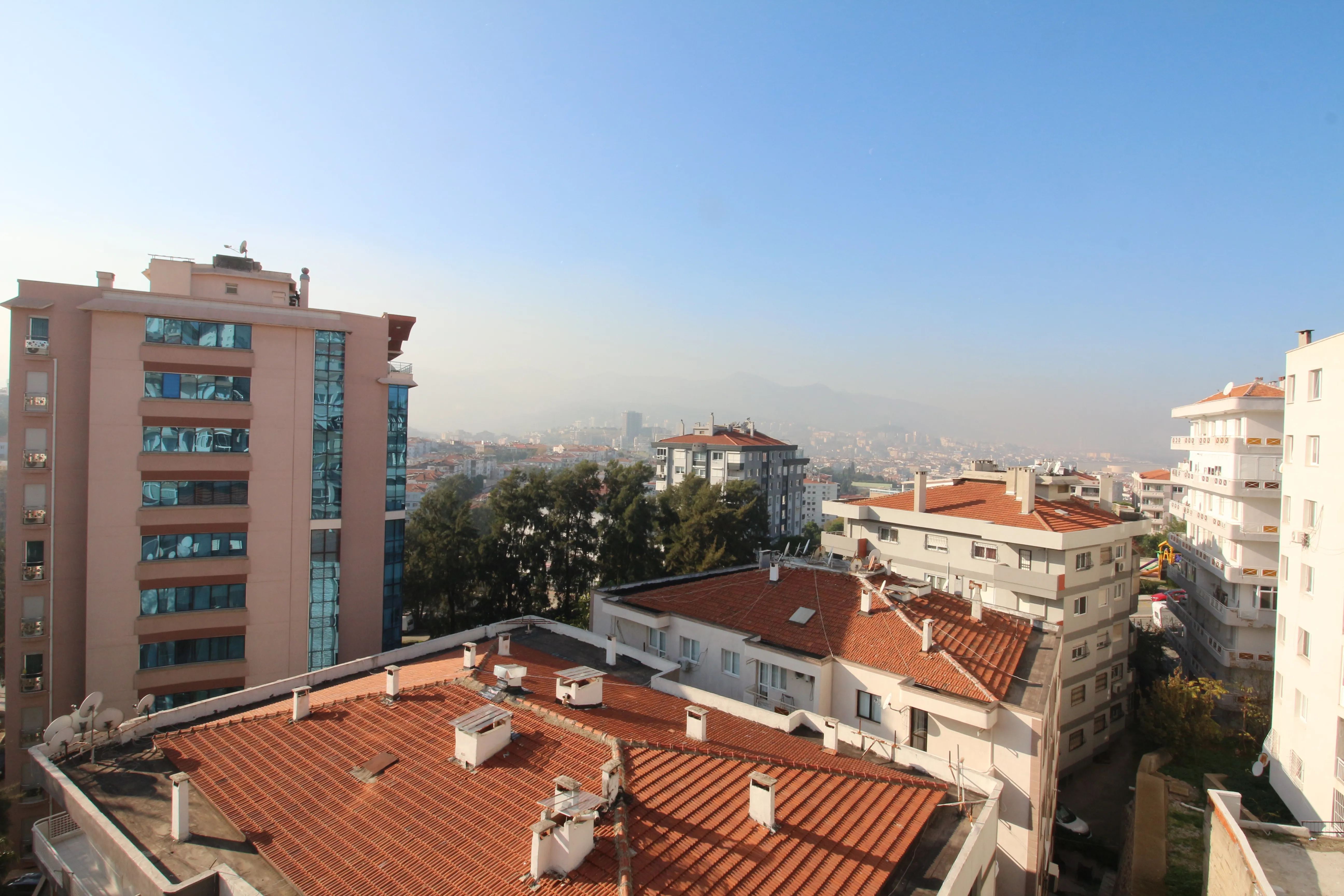 Göztepe Metro,ismet Yorgancılar Semt Polikliniği Ve Yeşilyurt Dev. Hast. Yakını