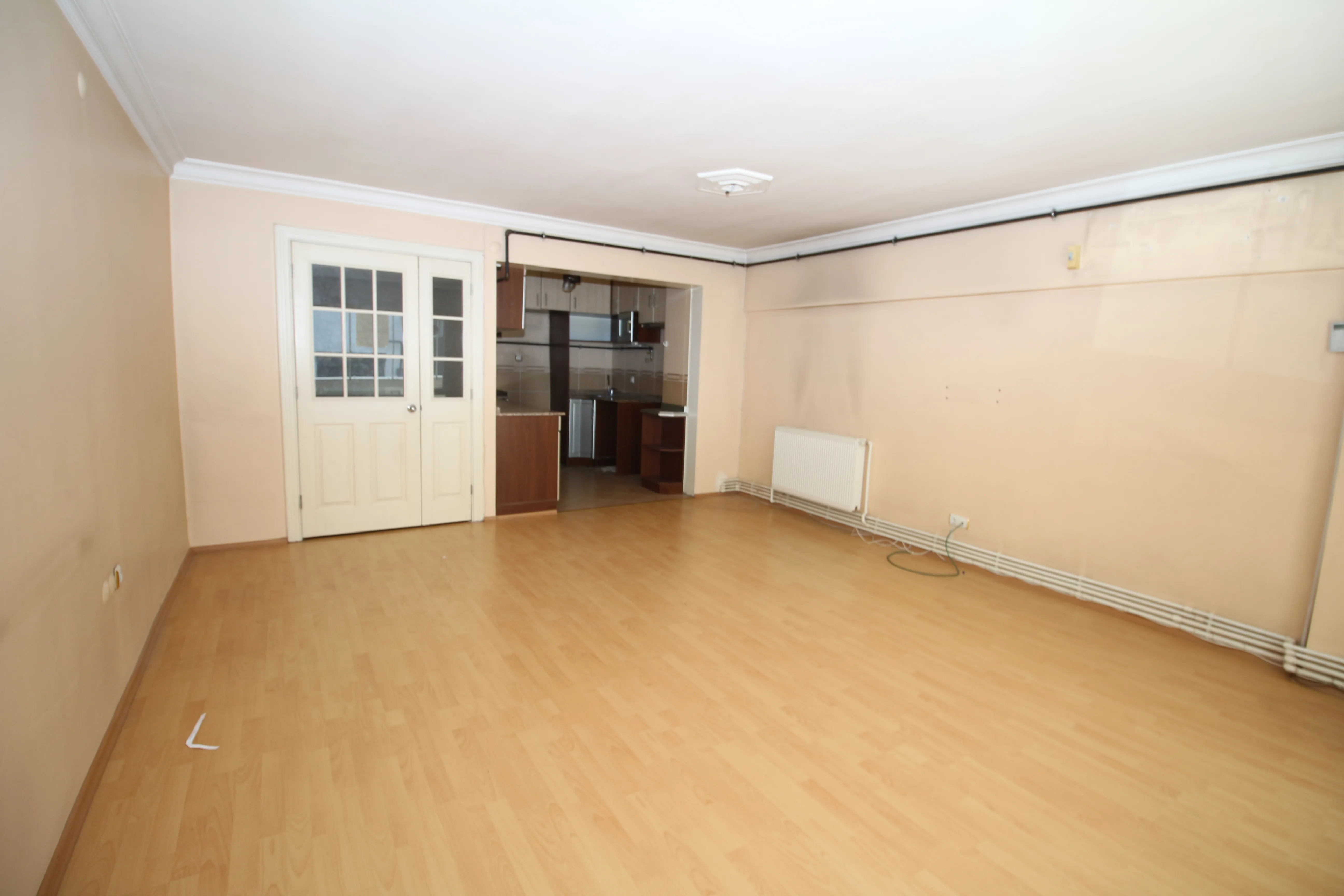Esenyalı Mah. Doğalgazlı Yüksek Giriş Açık Mutfak 3+1