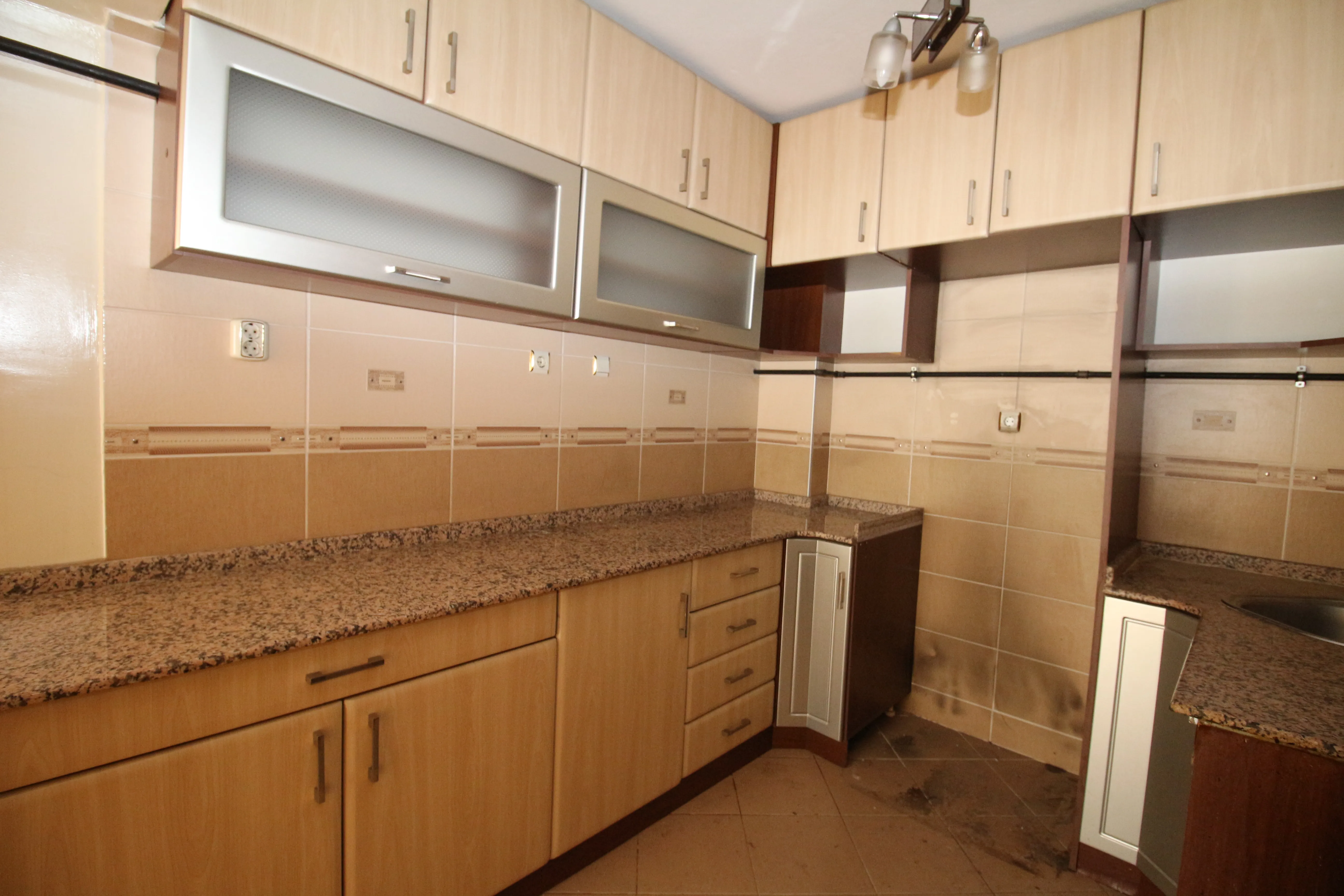 Esenyalı Mah. Doğalgazlı Yüksek Giriş Açık Mutfak 3+1
