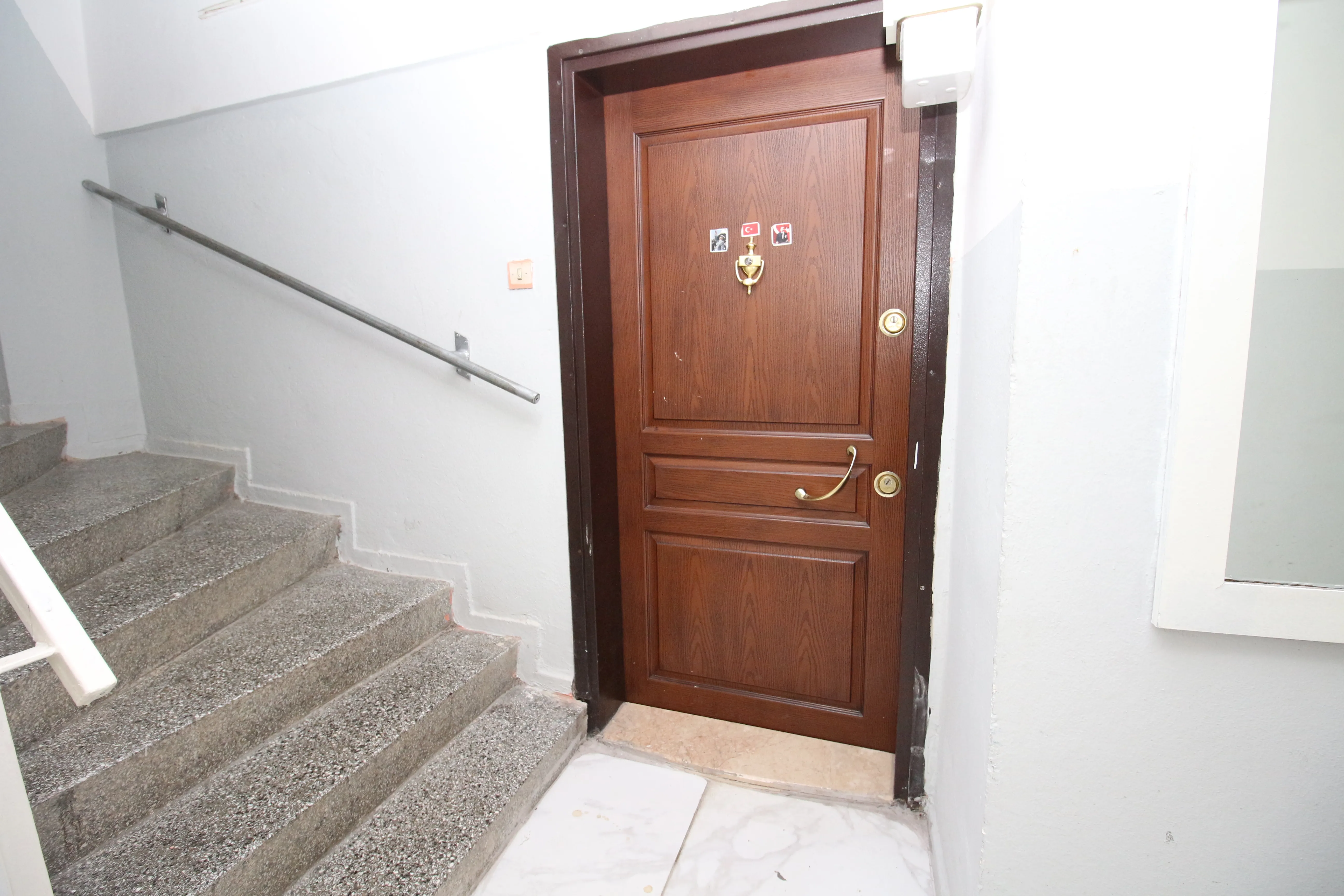 Esenyalı Mah. Doğalgazlı Yüksek Giriş Açık Mutfak 3+1
