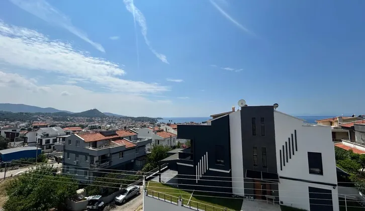 Özdere Çukuraltı Deniz ve Doğa Manzaralı Tripleks Eşyalı Villa