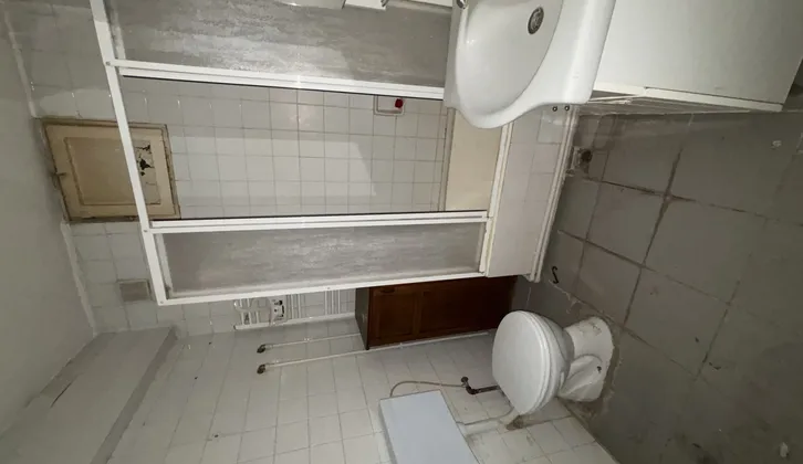 Özkanlarda Geniş ve Merkezi 2+1 Daire - Metroya 2 Dakika