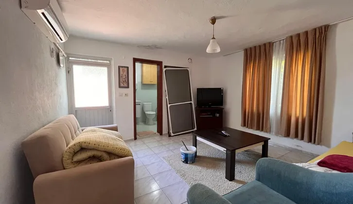 Marmaris Söğütte denize sıfır yapı kayıtlı 2 daireli