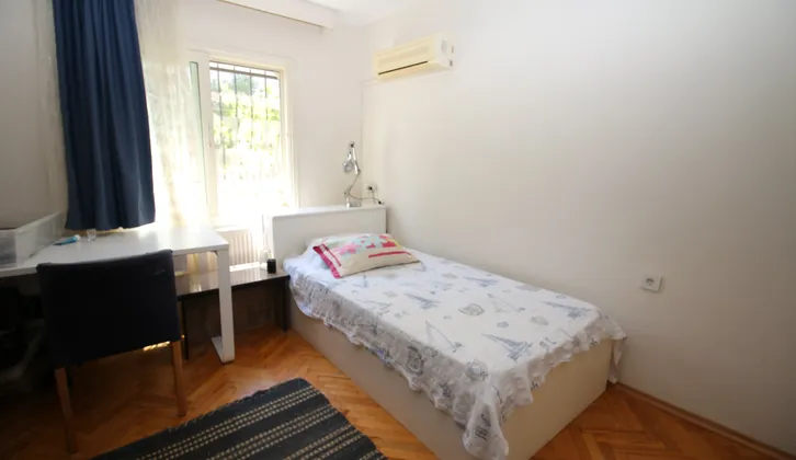 Basınsitesi Mah. Doğalgazlı Deniz Manzaralı Eşyalı 3+1