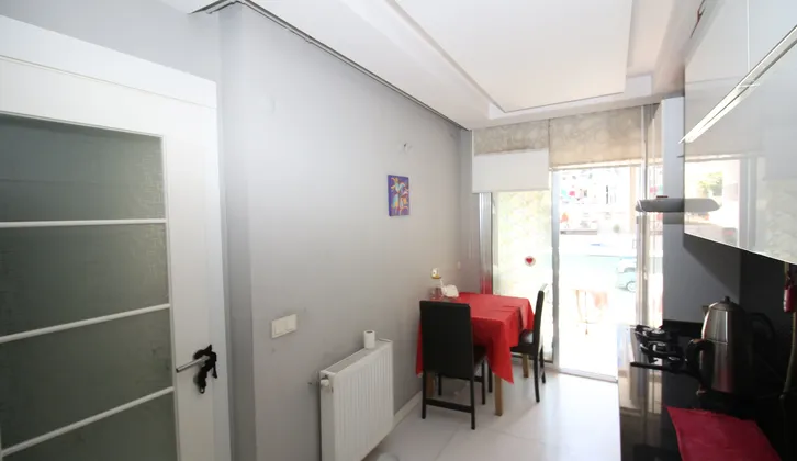 Narlı Mahallesinde Genç Binada Asansörlü Doğalgazlı 2+1