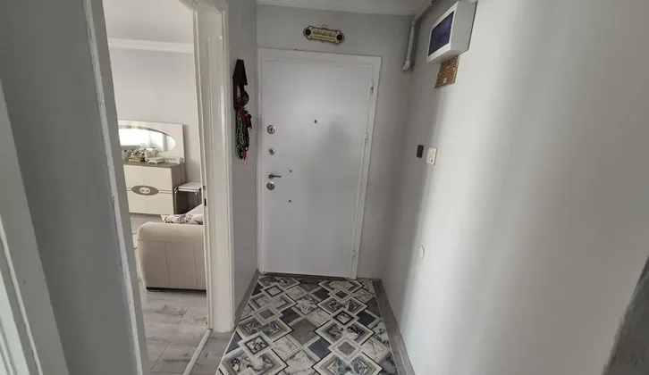 BUCA VERGİ DAİRESİ YAKINI MUHTEŞEM KONUMDA KREDİYE UYGUN ARAKAT 3+1 SATILIK DAİRE