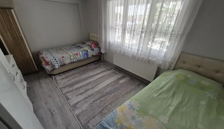 BUCA VERGİ DAİRESİ YAKINI MUHTEŞEM KONUMDA KREDİYE UYGUN ARAKAT 3+1 SATILIK DAİRE