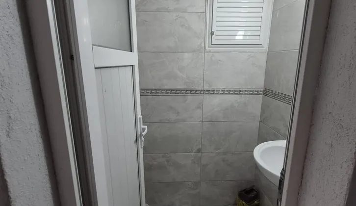 BUCA VERGİ DAİRESİ YAKINI MUHTEŞEM KONUMDA KREDİYE UYGUN ARAKAT 3+1 SATILIK DAİRE
