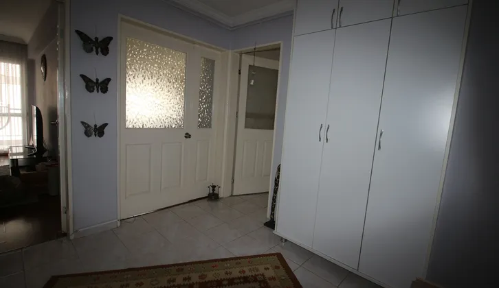 Vatan Mahallesi'nde, Bankacılar Sitesi'nde Satılık 3+1 Daire